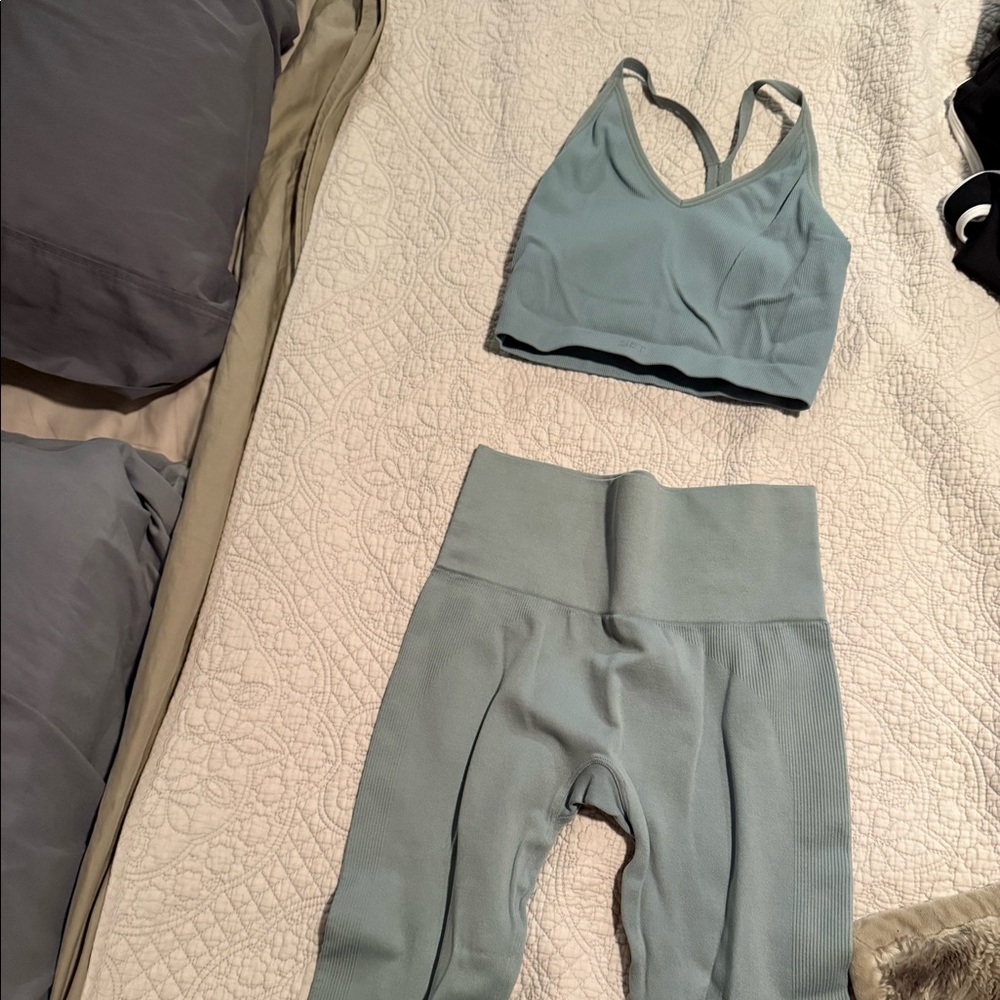 Set Active Blue Set - image 1